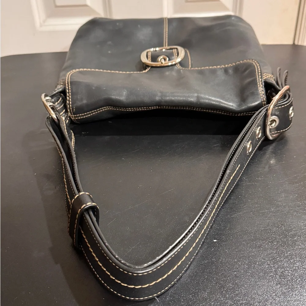 Coach Black bleaker Leather Crossbody /shoulder Bag with gold tone hardware